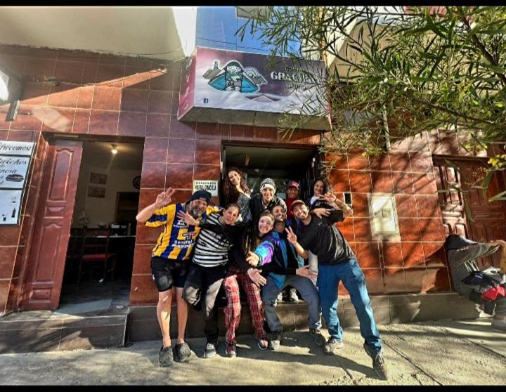 אורורו Hostal Graciela מראה חיצוני תמונה
